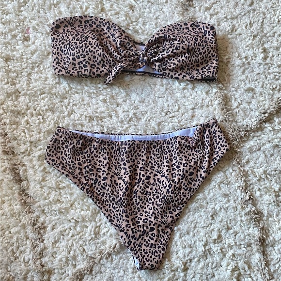 NWT Cheetah Bikini - Picture 2 of 4